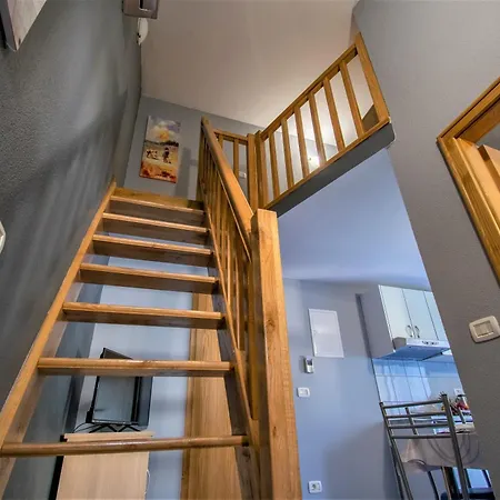 Hudovernik Apartment