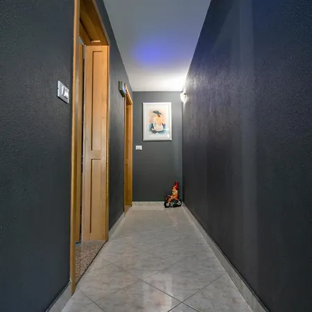 Hudovernik Apartment *