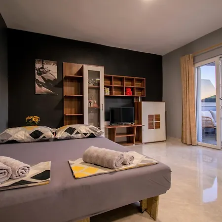 Hudovernik Apartment