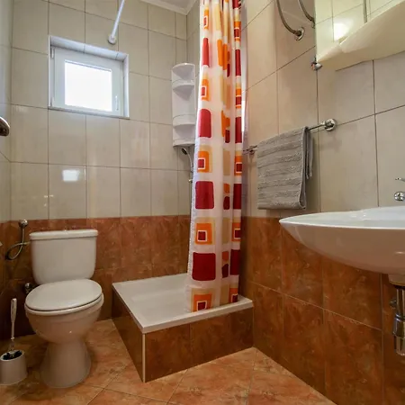 Hudovernik Apartment *