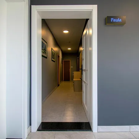 Hudovernik Apartment *